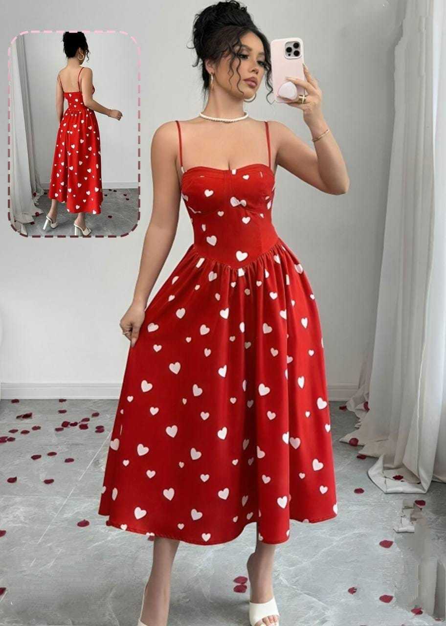 فستان زبدة بطبعة قلوب