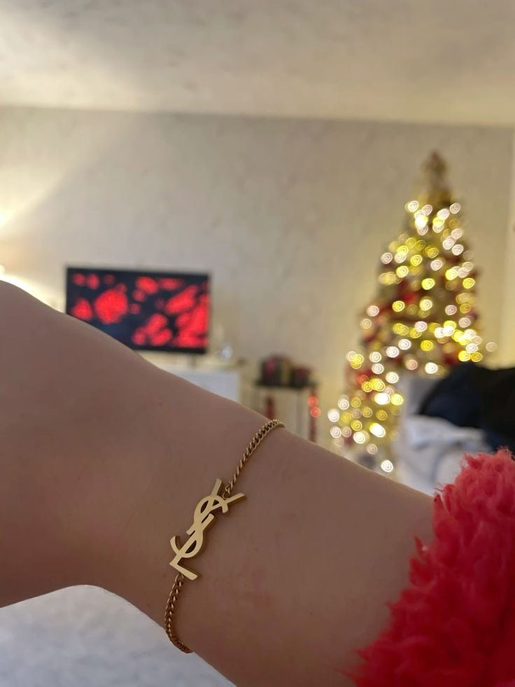 سوار ستانلس ستيل للنساء