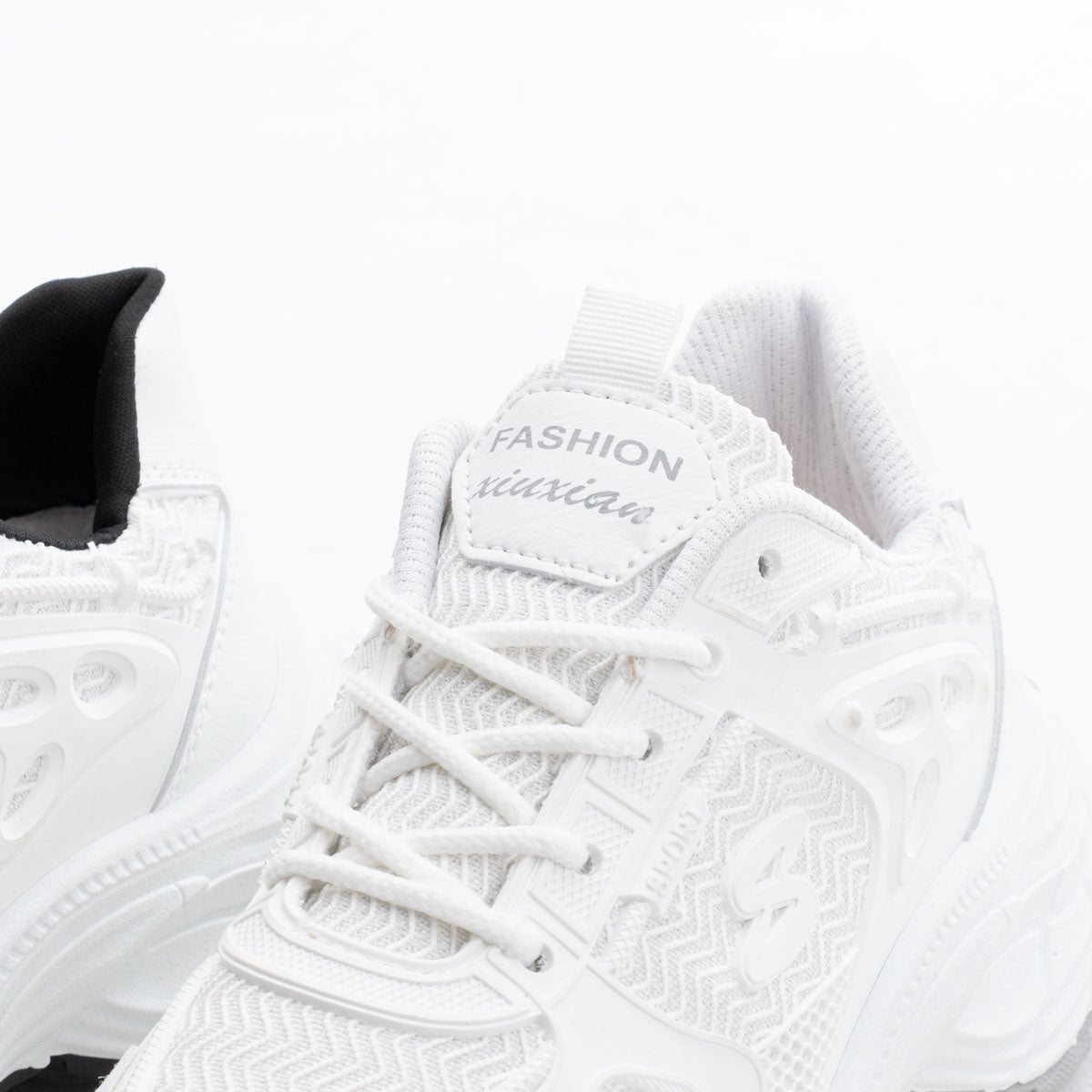 كوتشي حريمي كاجوال