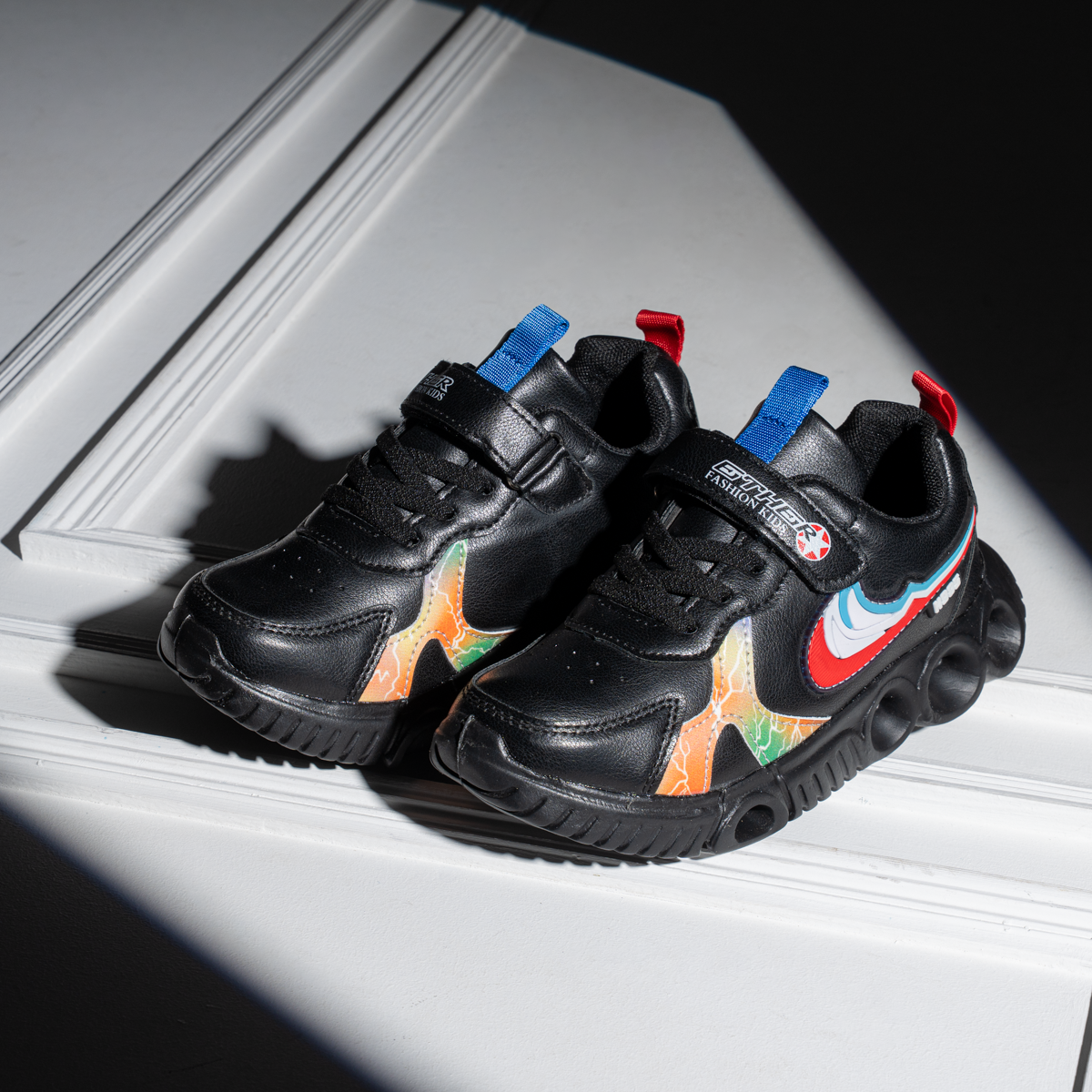 كوتشي أطفال فوندي