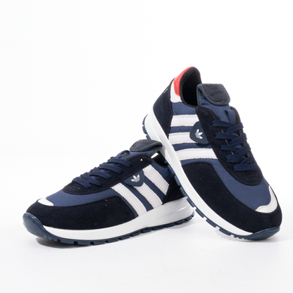 كوتشي اديداس حريمي