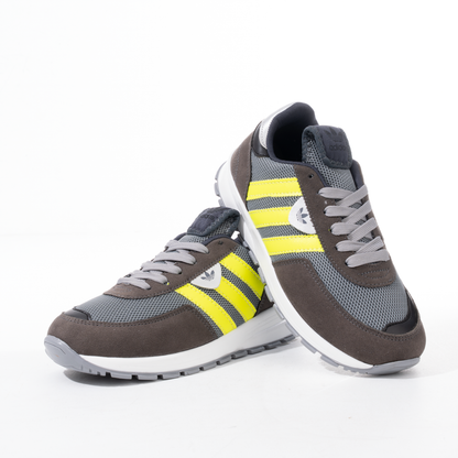 كوتشي اديداس حريمي