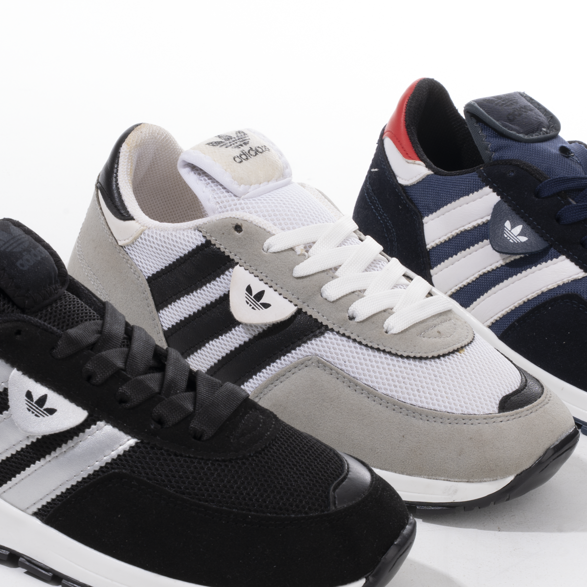 كوتشي اديداس حريمي