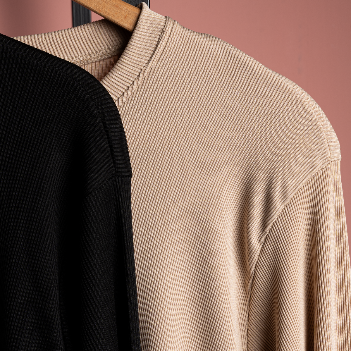 تي شيرت بيزك حريمي