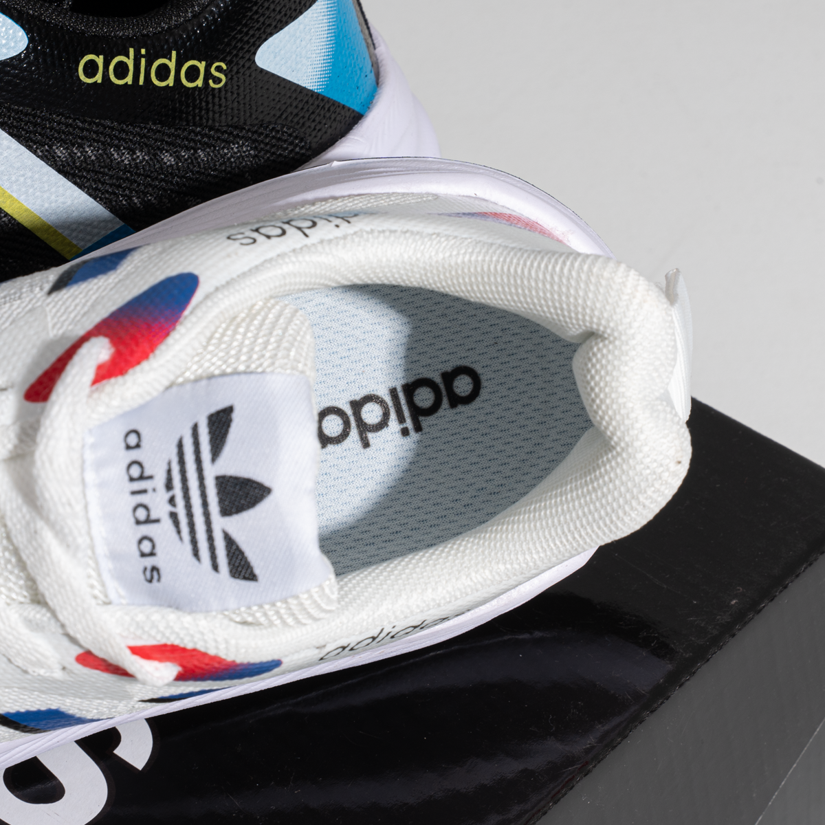 كوتشي أديداس راننج رجالي