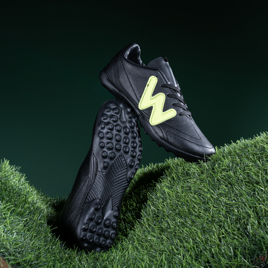 حذاء كرة قدم ستارز