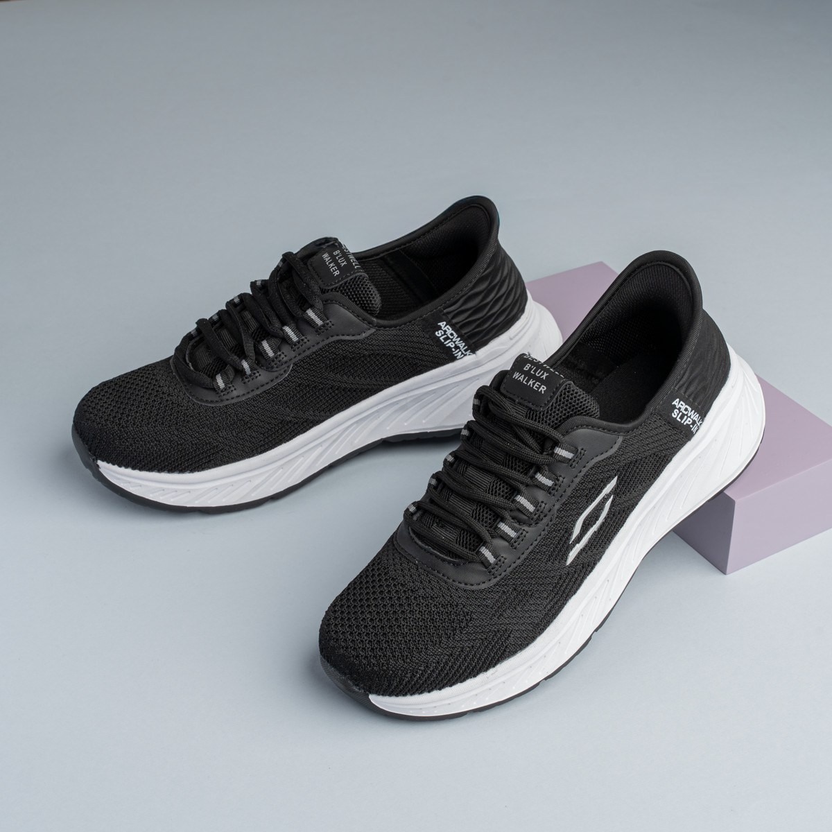 كوتشي سكيتشرز خفيف طبي