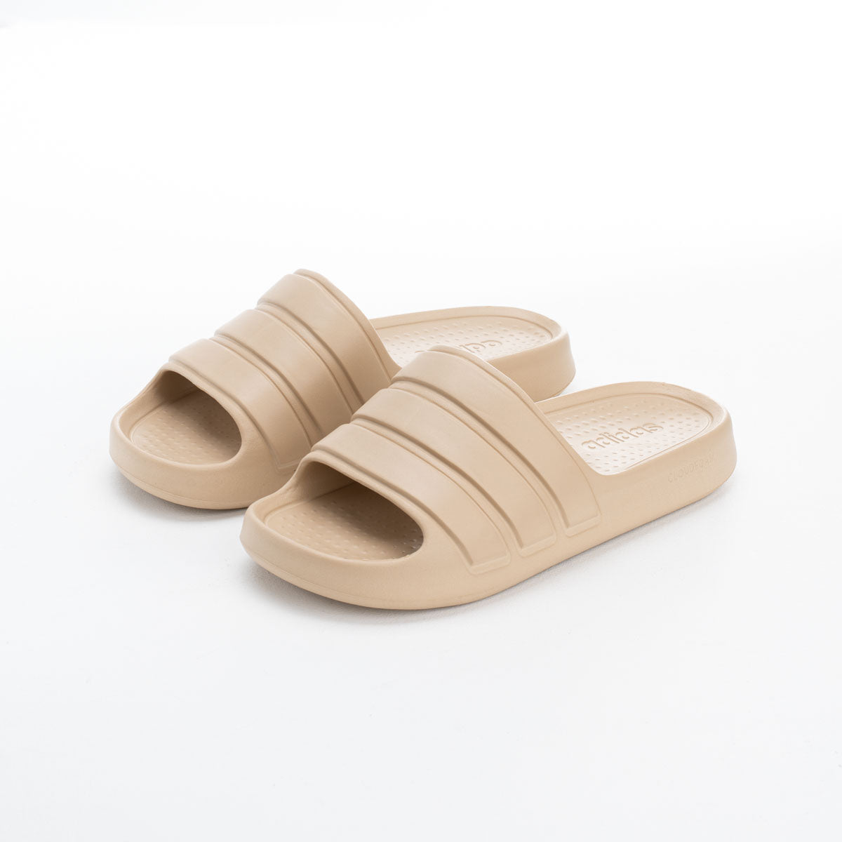 سليبر أديداس ايفا