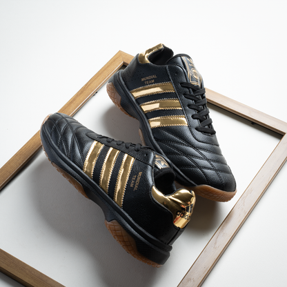 كوتشي أديداس مونديال تيم رياضي