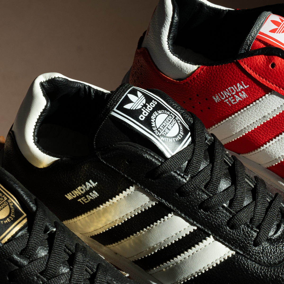 كوتشي أديداس مونديال تيم رياضي