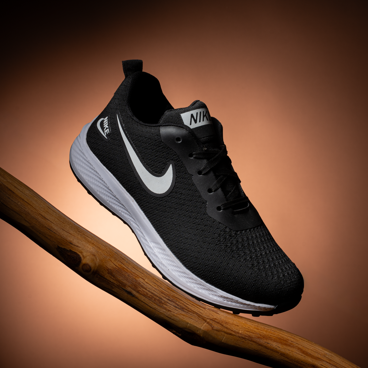 كوتشي نايك ايفا