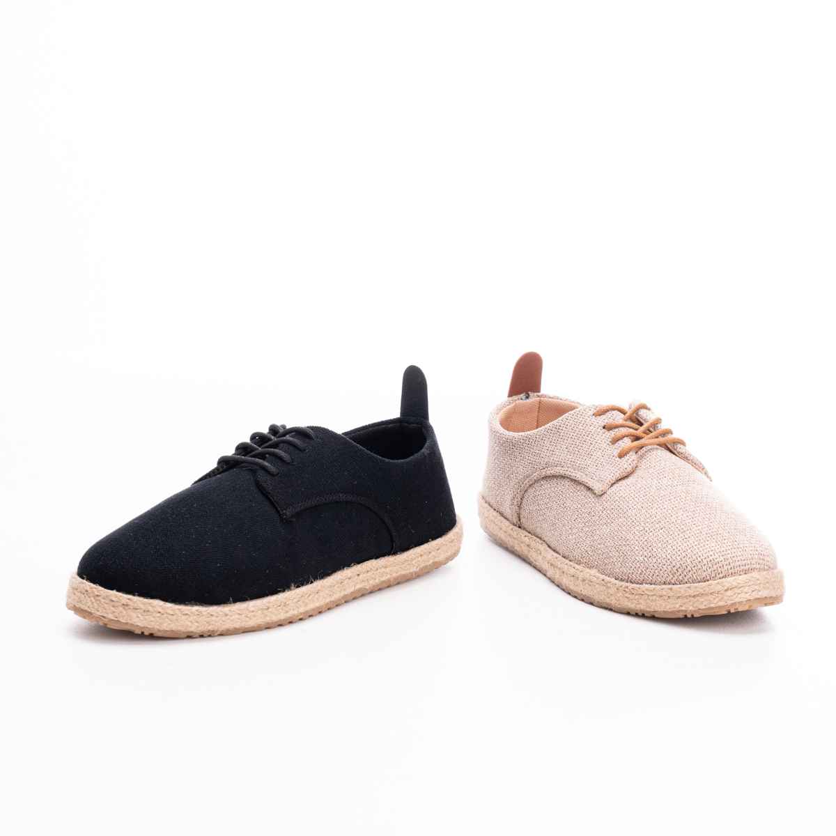 سنيكر رجالي خيش تريندي