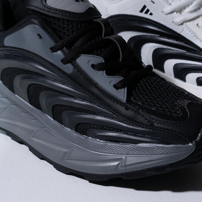 كوتشي أديداس