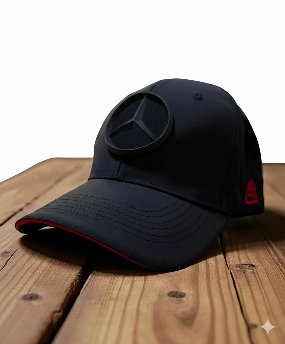 كاب مرسيدس أسود بالكامل