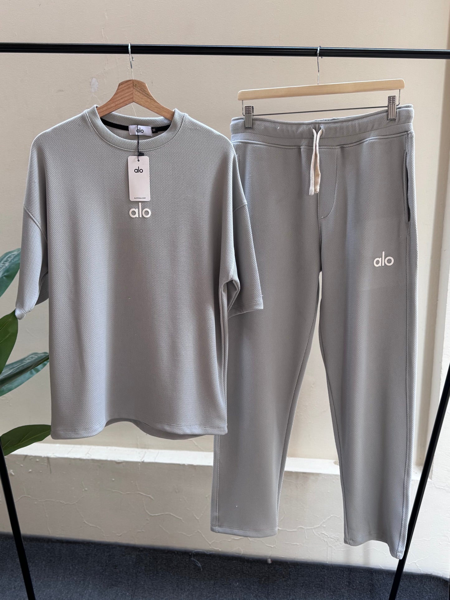 طقم ألو رجالي تيشيرت وبنطلون خامة أمواج
