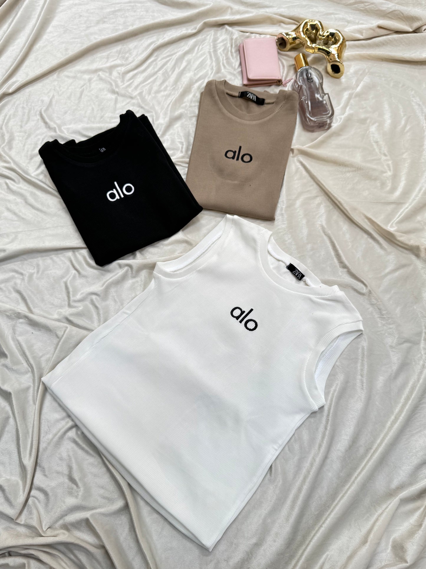 توب حريمي كت ريب مضلع