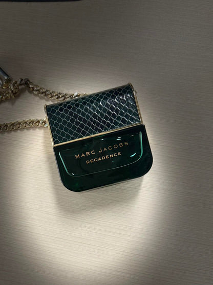 عطر مارك جاكوبس ديكدانس 100 مل